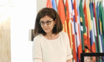 Генчовска за преговорите с РС Македония: Не знам какво е казала Бориславова, нека има доверие в МВнР