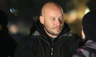 От Фейсбук профила на Виктор ДимчевФейкът който тече с жълтите