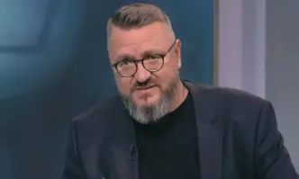 От Фейсбук профила на журналиста Мартин Карбовски ДНЕШНИЯ АБСУРД Е Че най представената