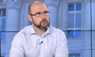 Епицентър: Близък до Христо Иванов правен експерт изненадващо атакува закона Зарков