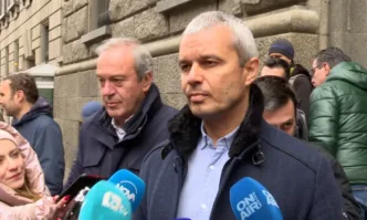 Според Костадин Костадинов допитването може да се проведе още с