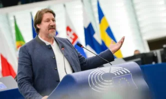 Европейският парламент прие доклада на Томас Вайц за напредъка на