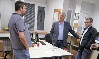 Явно Труд са новите дисиденти на България Някои от нас