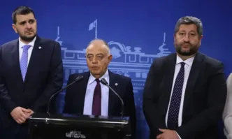 Мисля че колегите от DW изплискаха окончателно това написа режисьорът