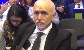 Транспортният министър Николай Събев е решил да бори демографията с