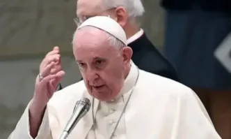 Папа Франциск каза днес че украинците са подложени на диващина