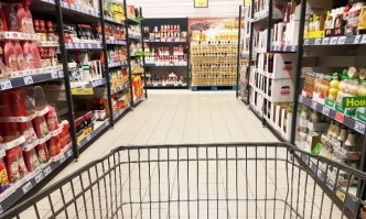 Държавната комисия по стокови борси: Основните храни са поскъпнали с 19,5% за година