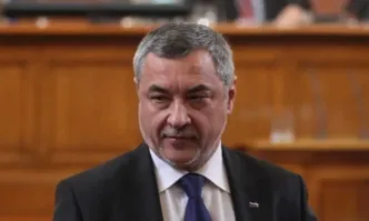 Бившият вицепремиер и лидер на НФСБ Валери Симеонов ще сезира