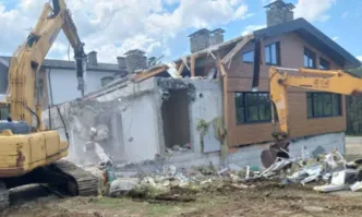 Незаконният хотел на Румен Гайтанкси Вълка намиращ се на