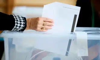 ГЕРБ СДС продължават да води убедително показват данните от екзитпола към