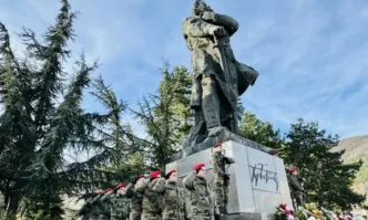 Честваме Деня на Ботев и на загиналите за свободата и независимостта на България