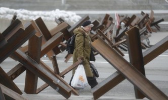 Руските сили поемат контрола над по голямата част от източния украински