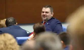 ДПС Ново начало влиза в предизборната надпревара без онези