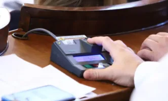 Парламентарните групи не успяха да стигнат до консенсус относно решаване