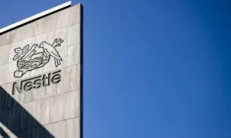 Швейцарският гигант Nestlé призна че е изчакал няколко дни за