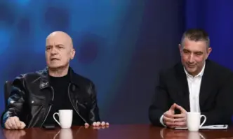 Имотът се намира на ул 11 ти август № 5А и