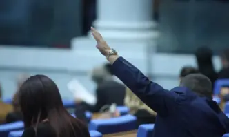 До 1 януари се спират от продажба всички тютюневи изделия