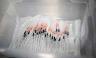 България ще поръча допълнително над 3 милиона дози РНК ваксини срещу COVID-19