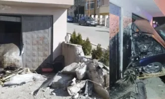 Шофьор се вряза в жилищна сграда в Благоевград