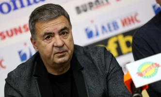 Аврамчев: Не е нормално да си говоря със спортния министър през медиите