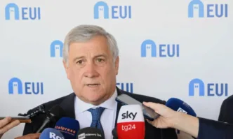 Министърът на външните работи на Италия Антонио Таяни стана поредният