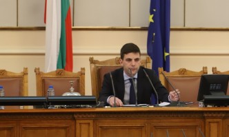 Избраха Никола Минчев за председател на парламента