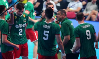 В първия си двубой на Мондиал 2022 националите ни ще