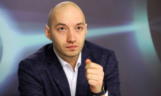 Димитър Ганев: Агонията сега започва, Петков е вече само формално министър-председател