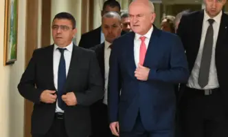 Министерството се е събрало за цялостната организация за провеждане на