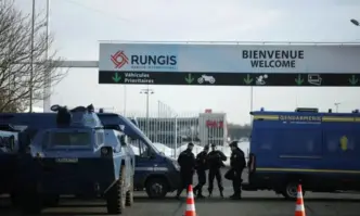 Френските фермери отново ще блокират Париж
