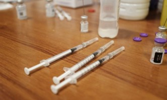 Австрия спира задължителната ваксинация