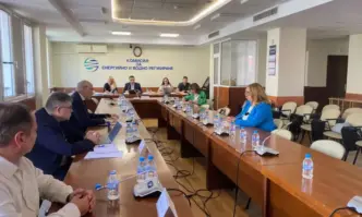 Комисията за енергийно и водно регулиране одобри поскъпването с близо 8 на