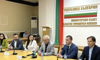 Министерството на електронното управление ще осигури още 50 ИТ специалисти към