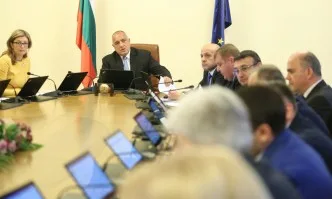 Борисов: Предвиждаме 50 млн. лв. за повишаване на заплатите на медицинските сестри