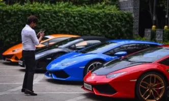 Въпреки инфлацията интересът на българина към скъпите и луксозни автомобили