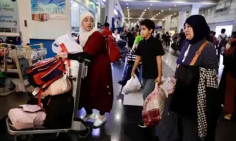 Граничният контролно пропускателен пункт Рафах отваря отново днес за евакуацията на