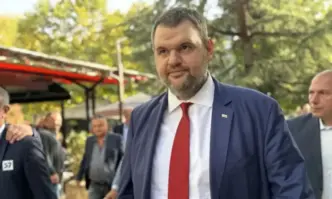 Бъдете победители и помнете политиката е работа и отговорност