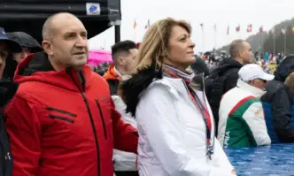 Държавният глава Румен Радев честити днешните празници в профила си