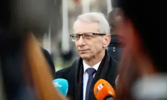 Премиерът Николай Денков ще отговаря на въпроси на граждани и