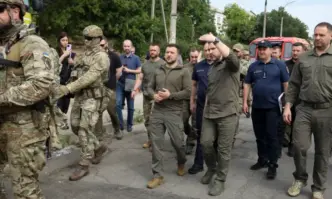 Под вода са 29 населени места Украинският президент Володимир Зеленски