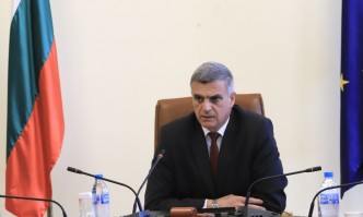 Служебният премиер на Румен Радев Стефан Янев освобожди двама зам