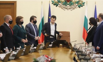 От Фейсбук профила на журналистът Цветан ФиковДълго време търсихме любивницата