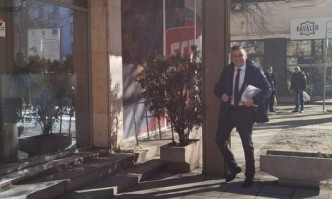 Едва днес той беше изслушан пред Общопартийната контролна комисия след