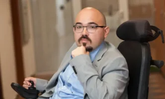 Петър Кичашки Юрист доктор по конституционно право правозащитник и общественик
