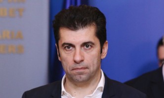 От Фейсбук профила на Симеон СлавчевНезабавна оставка на Кирил Петков