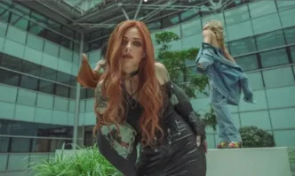 Певицата Виктория с премиера на нов сингъл и подписан договор