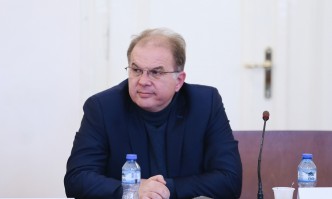 Чолаков: Държавата се срина за една година, България е фалирала страна