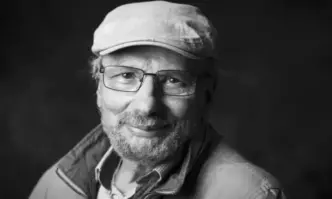 Той е оператор на едни от най известните български филми Мера