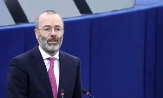 Председателят на ЕНП нарече решението на Унгария да облекчи визовите