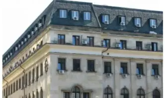 Партиите коалициите и инициативните комитети регистрирани за участие в избори